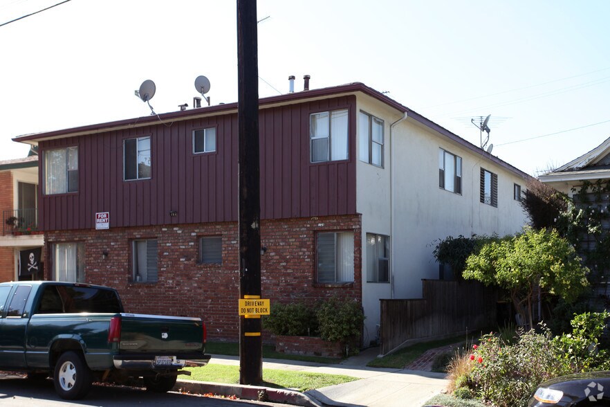 More Photos Of 783 Newport Ave, Long Beach Apartments For Sale