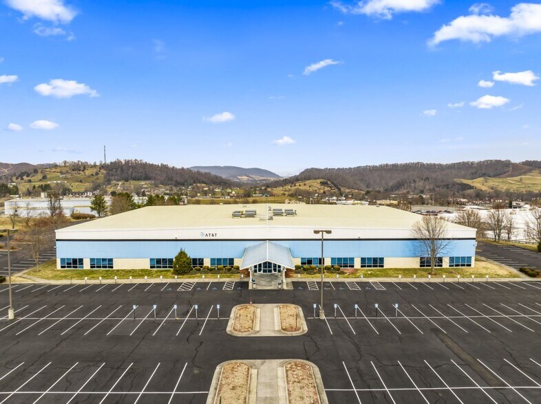 More Photos Of 978 Regional Park Rd, Lebanon Medical For Sale