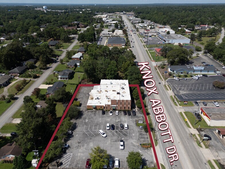 More Photos Of 989 Knox Abbott Dr, Cayce Office For Sale