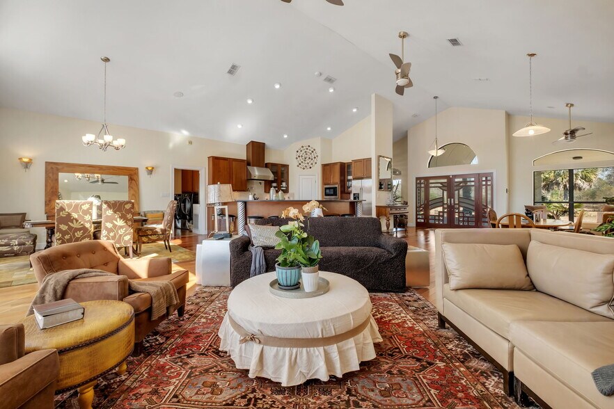 More Photos Of , Quincy Unknown For Sale