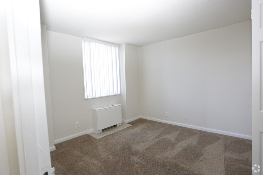 More Photos Of 3901 Suitland Rd, Suitland Apartments For Sale
