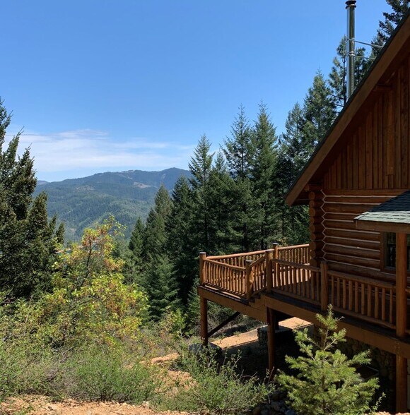 More Photos Of 490 Bear Paw Trl, Trinity Center Land For Sale