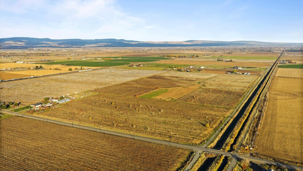 More Photos Of 6263 Ashue Rd, Wapato Land For Sale