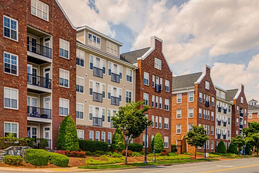More Photos Of 1901 West St, Annapolis Apartments For Lease
