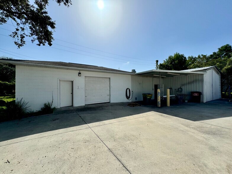 More Photos Of 517 Mason Ave, Daytona Beach Freestanding For Lease