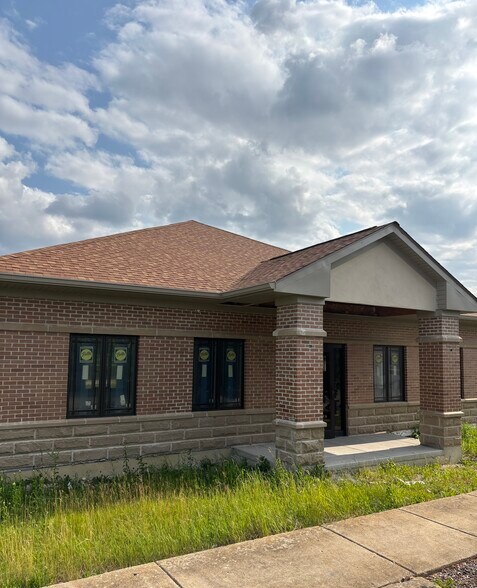 More Photos Of 3859 McCoy Dr, Aurora Medical For Sale