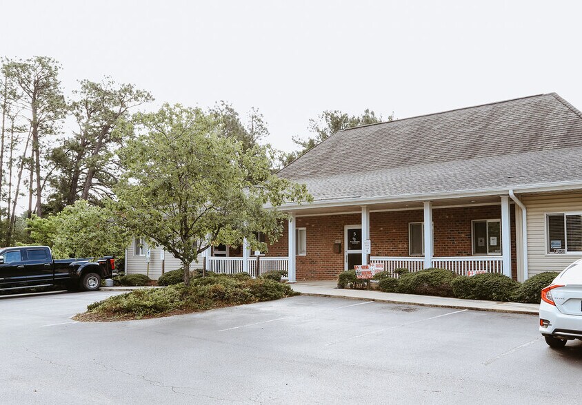 More Photos Of 1295 Old Us-1 Hwy S, Southern Pines Office For Sale