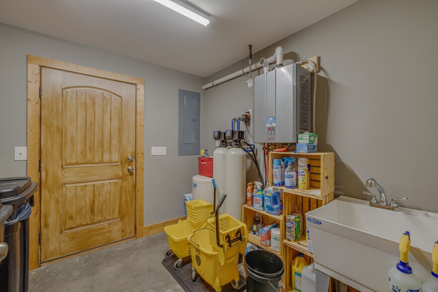 More Photos Of 3804 Russell Rd, Park Hills Specialty For Sale