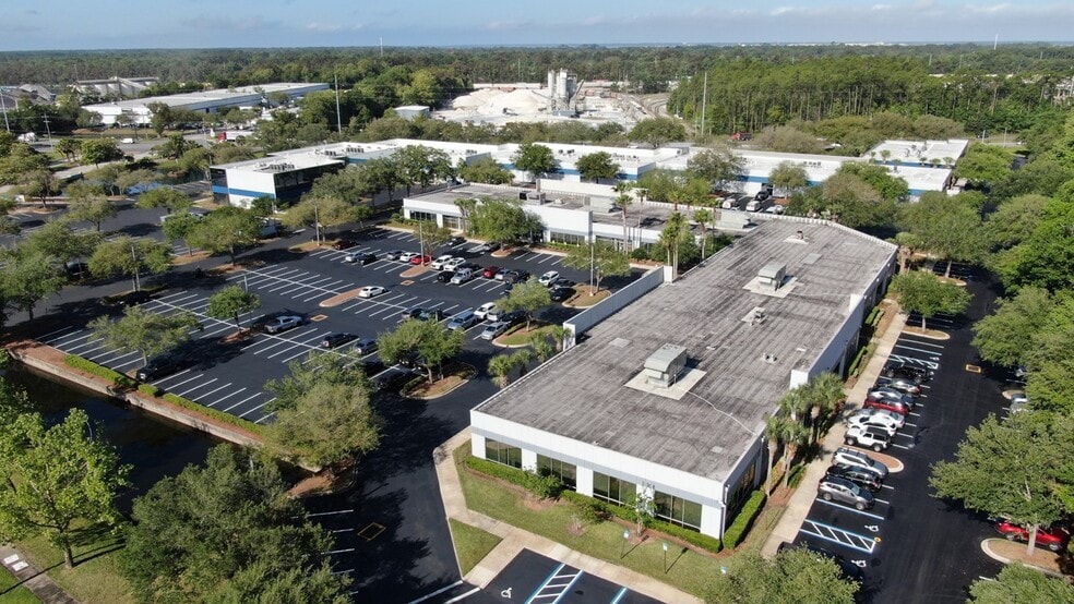 More Photos Of 8311 Cypress Plaza Dr, Jacksonville Office For Sale