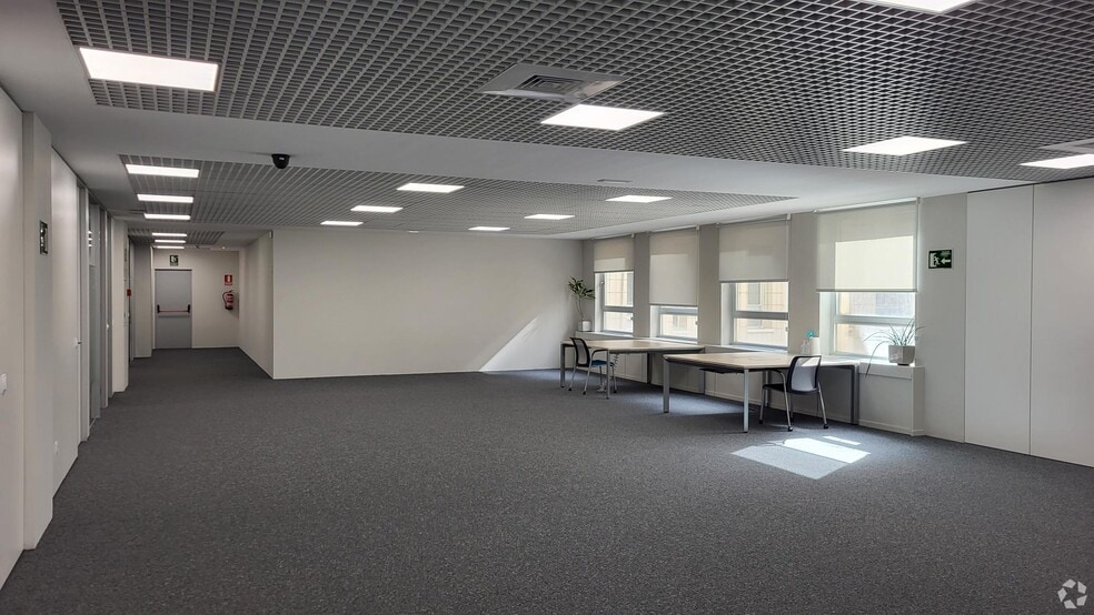 More Photos Of 403 W 11th St, Tracy Office For Sale