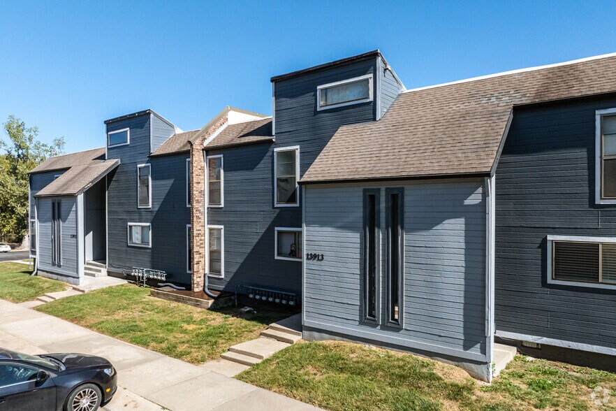 More Photos Of 13900 Grandboro Ln, Grandview Apartments For Sale