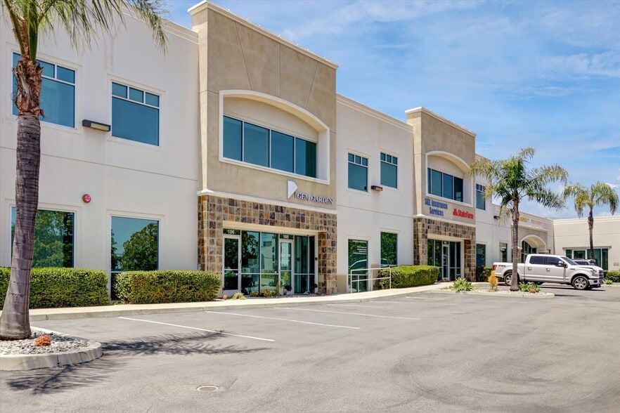 More Photos Of 250 S Pacific St, San Marcos Flex For Sale