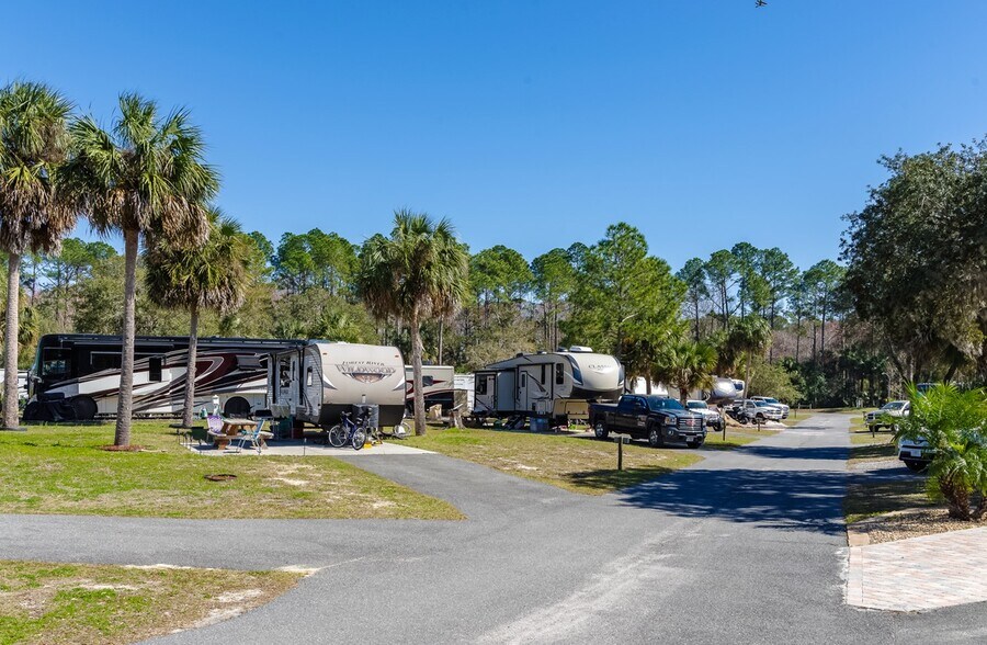 More Photos Of 11980 SW Shiloh Rd, Cedar Key Trailer Camper Park For Sale