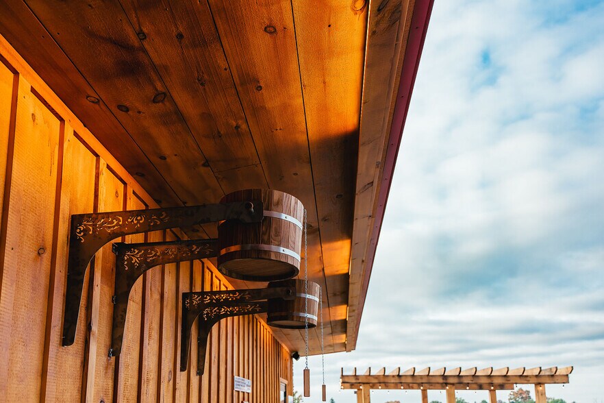 More Photos Of 324183 Mount Elgin Rd, South-West Oxford Golf Course Driving Range For Sale