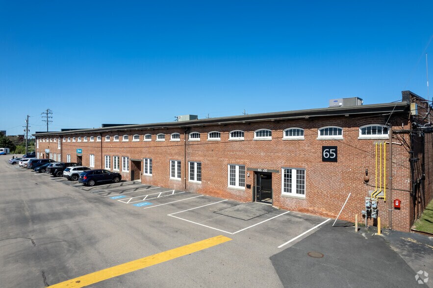 More Photos Of 10 Cordage Park, Plymouth Unknown For Lease