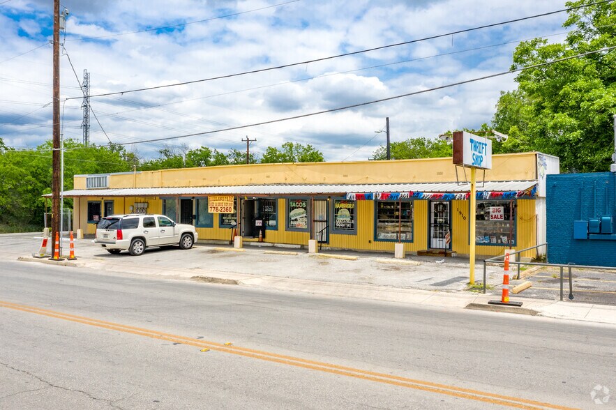 Primary Photo Of 1502 S Hackberry St, San Antonio Freestanding For Lease