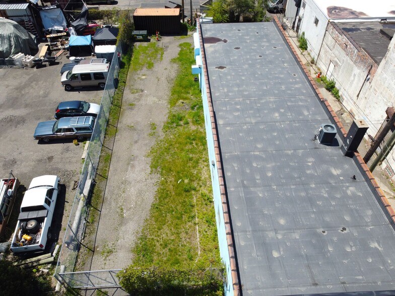 More Photos Of 6543 Hastings Rd, Detroit Warehouse For Sale