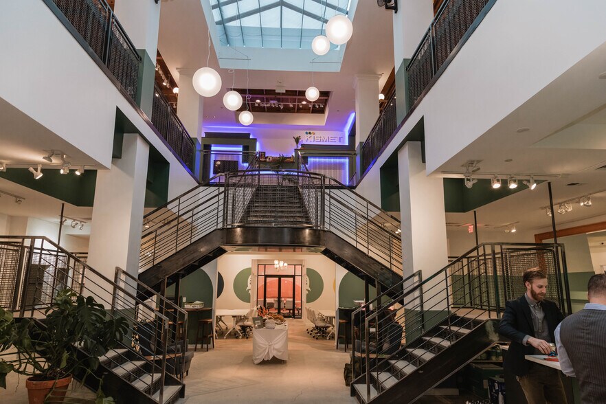 More Photos Of 4230 Main St, Philadelphia Restaurant For Lease