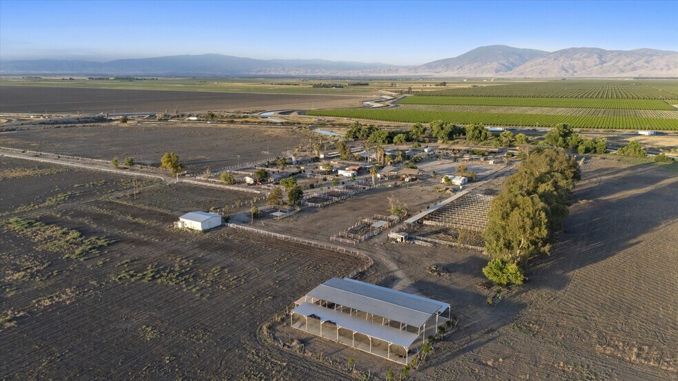 More Photos Of 8661 Herring Rd, Bakersfield Land For Sale