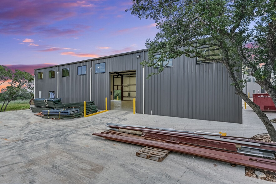 More Photos Of 15210 Fitzhugh Rd, Austin Warehouse For Sale