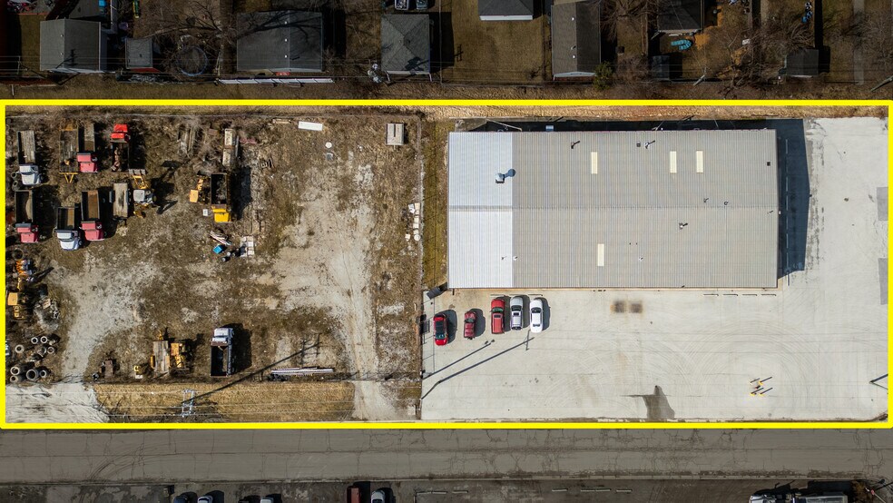 More Photos Of 3102 Louis Sherman Dr, Steger Distribution For Lease