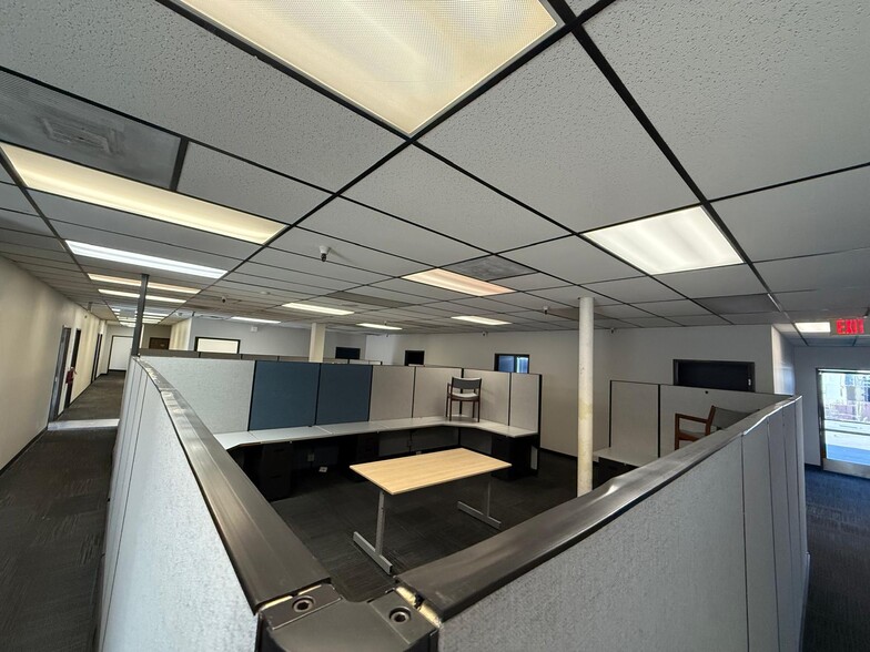 More Photos Of 7901 Vickers St, San Diego Medical For Lease