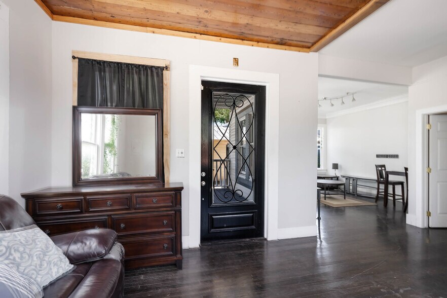 More Photos Of , San Antonio Specialty For Sale