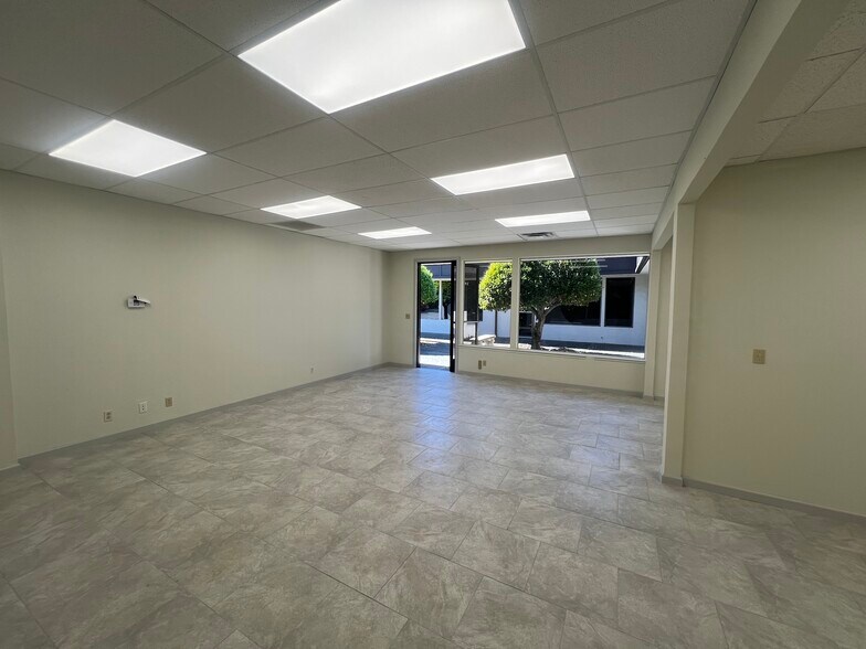 More Photos Of 117-121 Paul Dr, San Rafael Medical For Lease