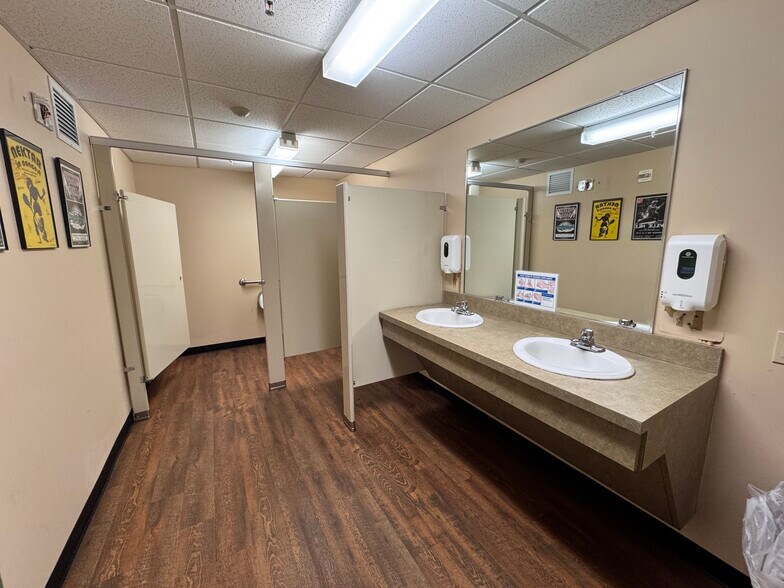 More Photos Of 339 Central Ave, Albany Theater Concert Hall For Sale