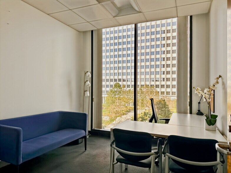 More Photos Of 1901 Avenue of the Stars, Los Angeles Coworking Space