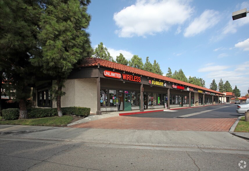 More Photos Of 14001-14005 Ramona Blvd, Baldwin Park Storefront For Lease