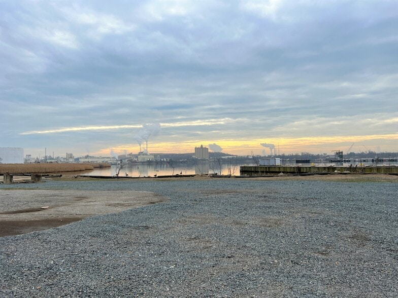 More Photos Of 5501 Pennington Ave, Baltimore Land For Sale