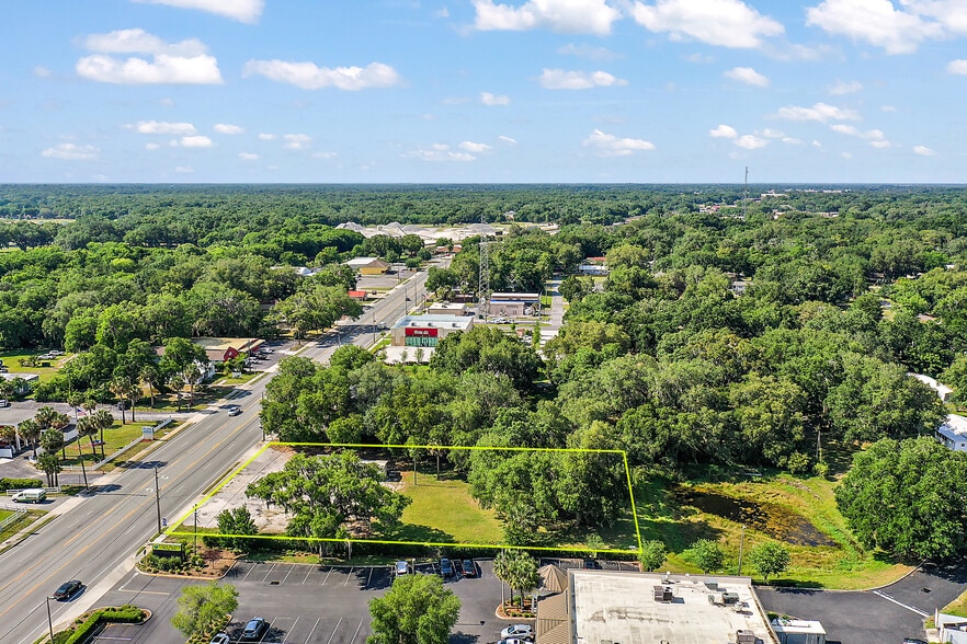 More Photos Of 830 S Main St, Wildwood Auto Dealership For Sale