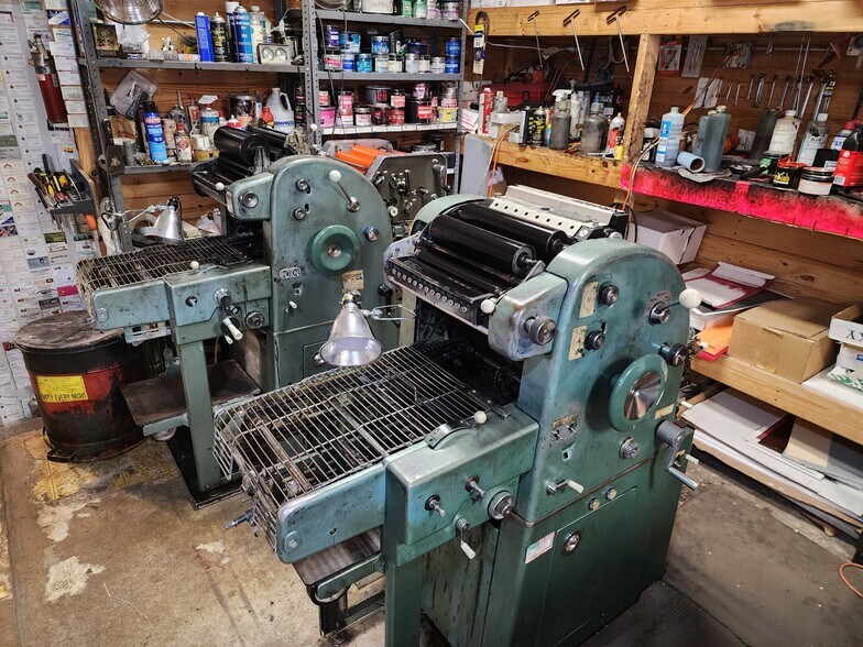 More Photos Of 2104 Main St, Emmetsburg Office Residential For Sale