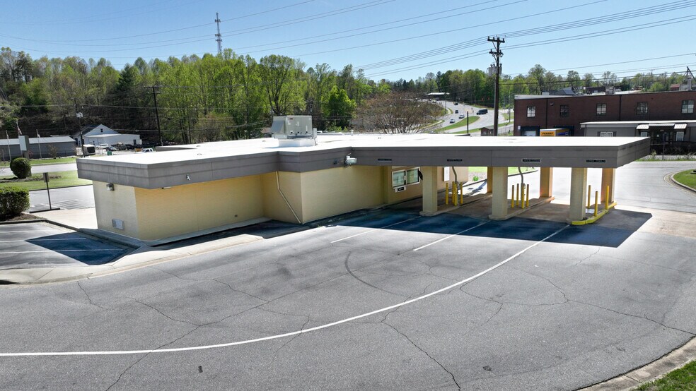 More Photos Of 211 Elkin Hwy, North Wilkesboro Bank For Sale