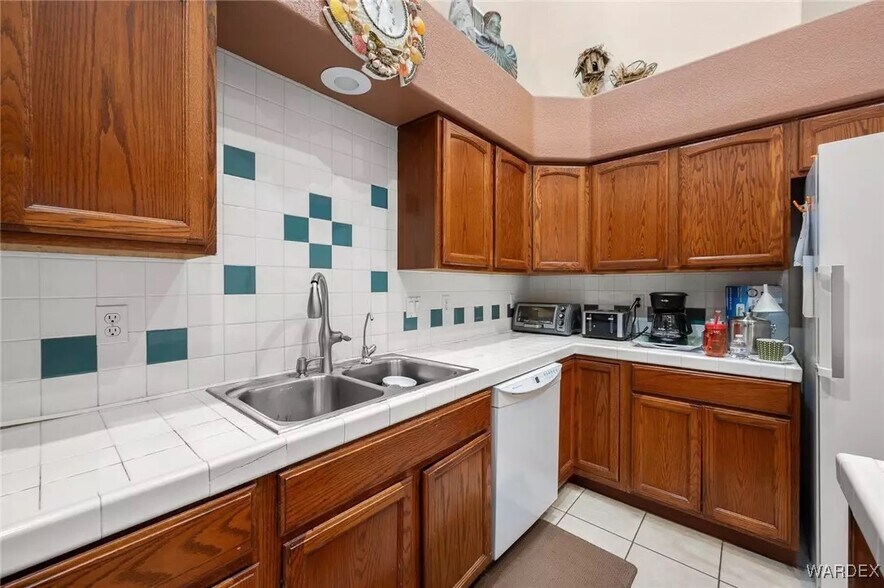 More Photos Of 1974 E Clear Lake Dr, Fort Mohave Assisted Living For Sale