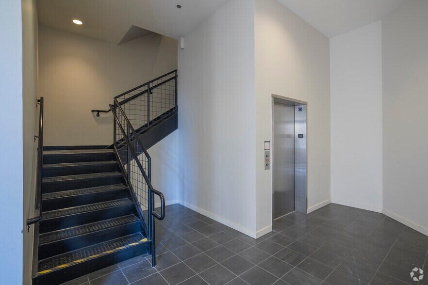 More Photos Of 405 Healdsburg Ave, Healdsburg Storefront Retail Office For Lease