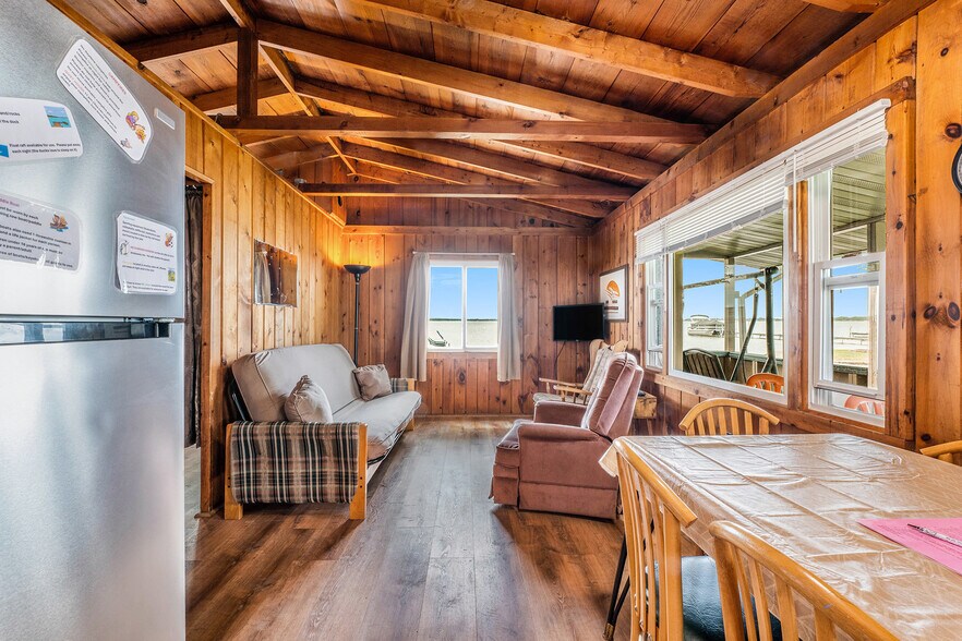 More Photos Of 10392 Houghton Lake dr, Houghton Lake Specialty For Sale