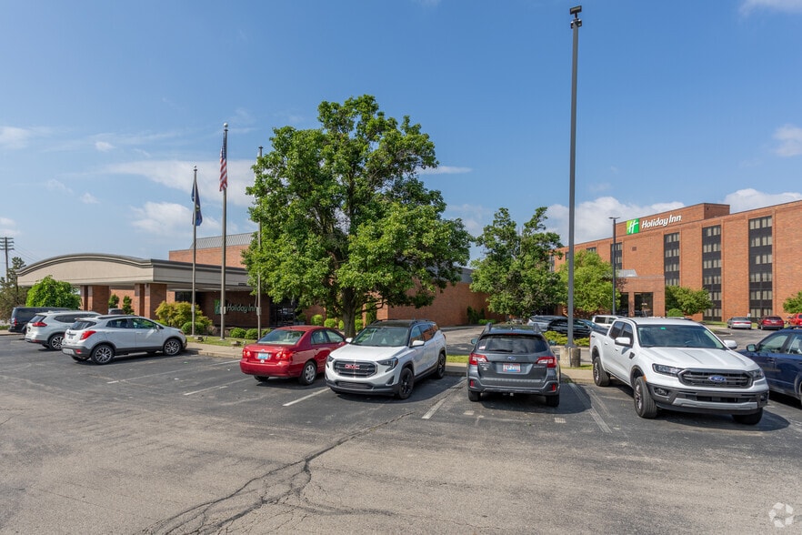 More Photos Of 1717 Airport Exchange Blvd, Erlanger Hotel For Sale