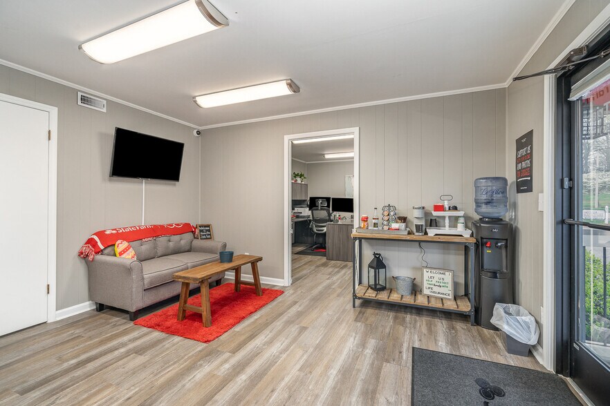 More Photos Of 1752 Country Club Rd, Gastonia Office Residential For Sale