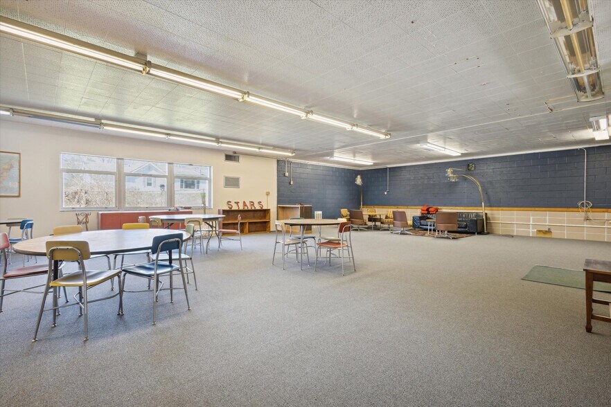 More Photos Of 502 Claremont St, Buchanan Schools For Sale