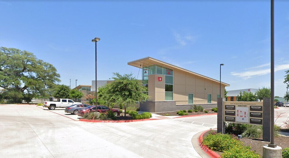More Photos Of 9811 S IH-35, Austin Medical For Sale