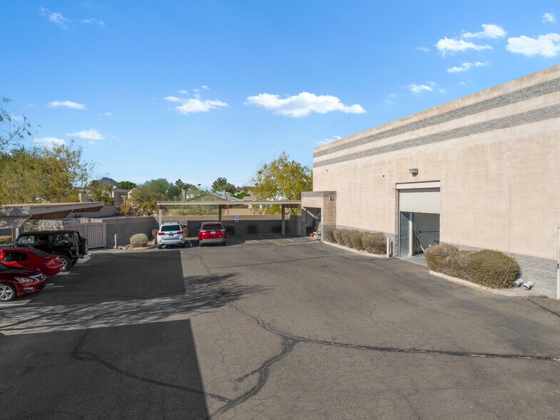 More Photos Of 23630 N 35th Dr, Glendale Manufacturing For Sale