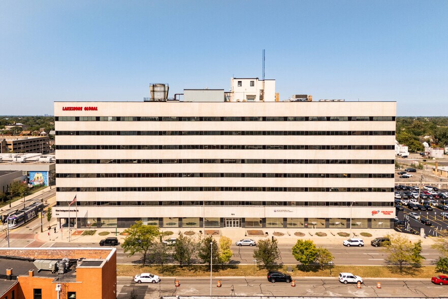 More Photos Of 7300 Woodward Ave, Detroit Office For Lease