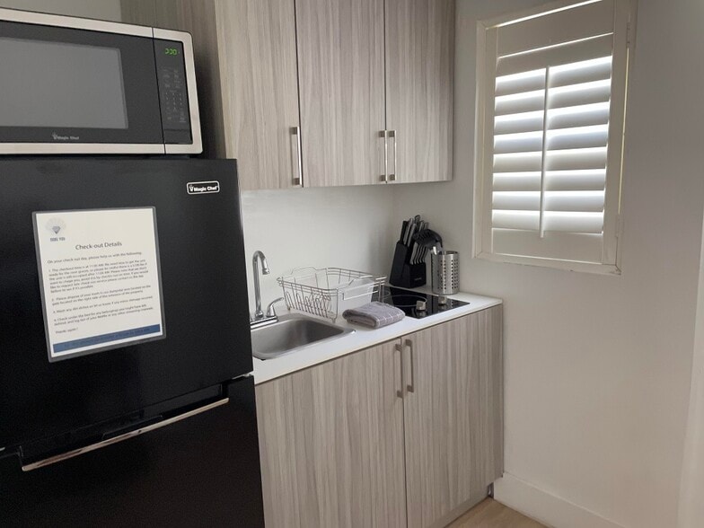 More Photos Of 1018 Jefferson Ave, Miami Beach Hospitality For Sale