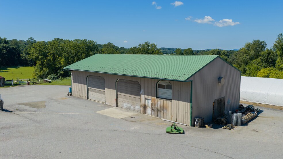 More Photos Of 197 Pencroft Dr N, Holtwood Industrial For Sale