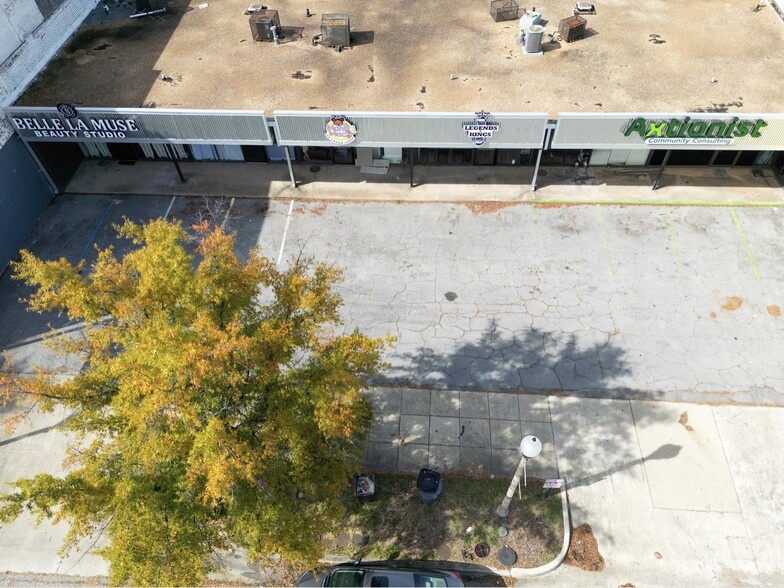 More Photos Of 4408-4414 Gary Ave, Fairfield Storefront For Sale