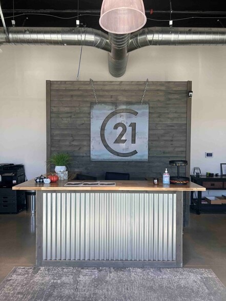 More Photos Of 27559 Newport Rd, Menifee Storefront For Lease