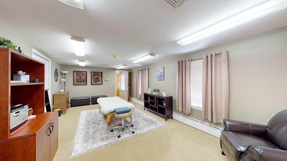 More Photos Of 172 Tuckerton Rd, Medford Office For Sale