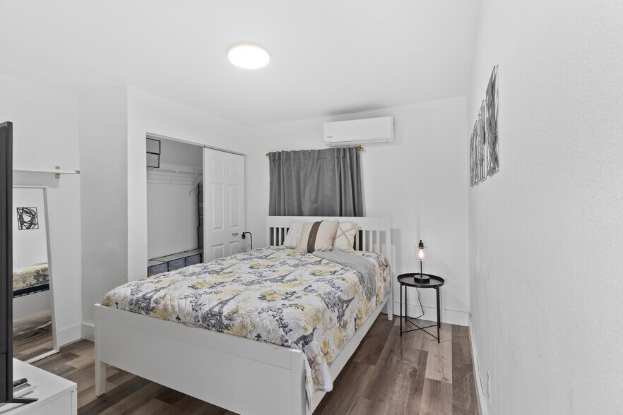 More Photos Of 790 NW 60th St, Miami Apartments For Sale